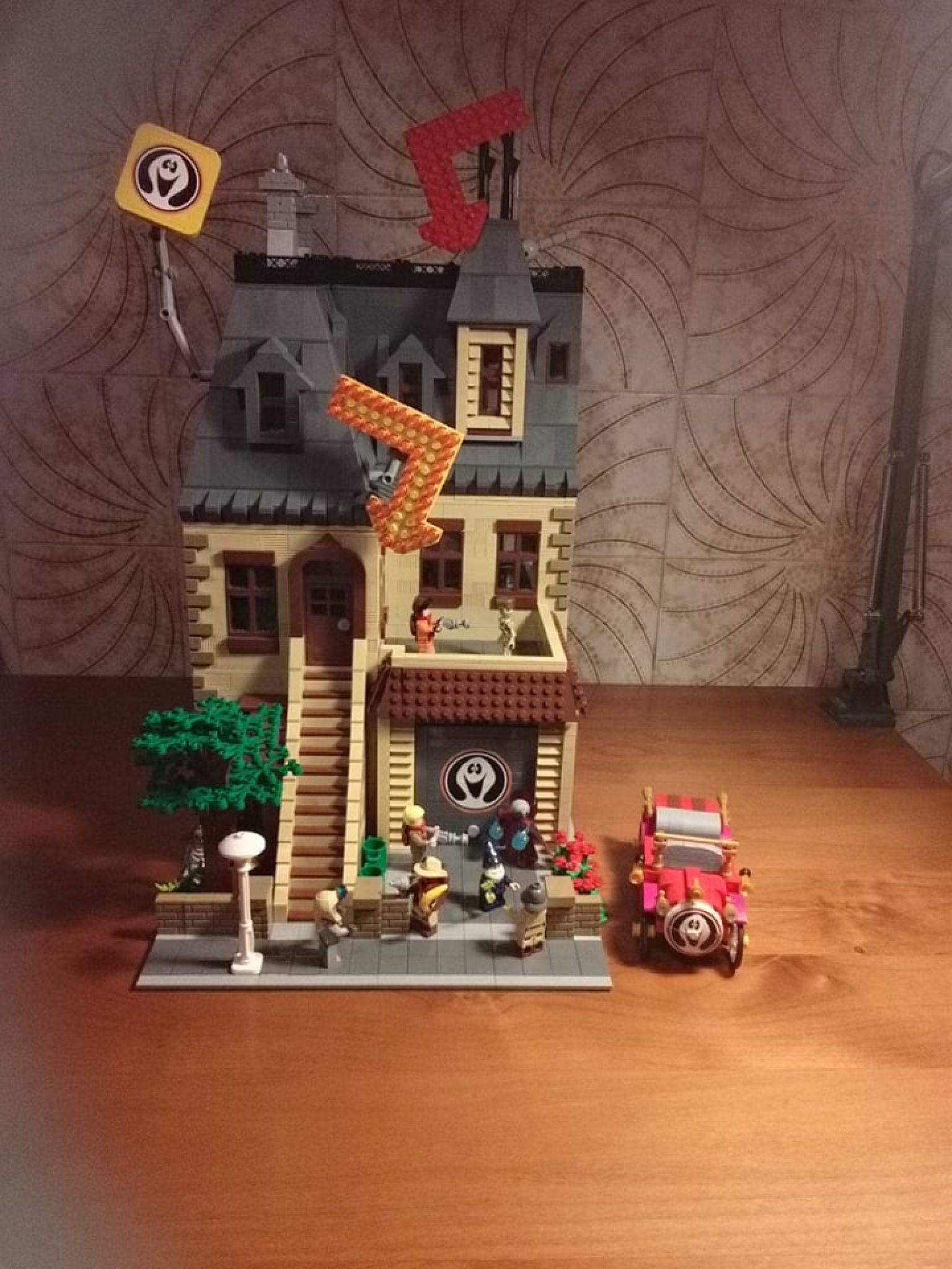 Lego® Instructions Filmation's Ghostbuster headquarter