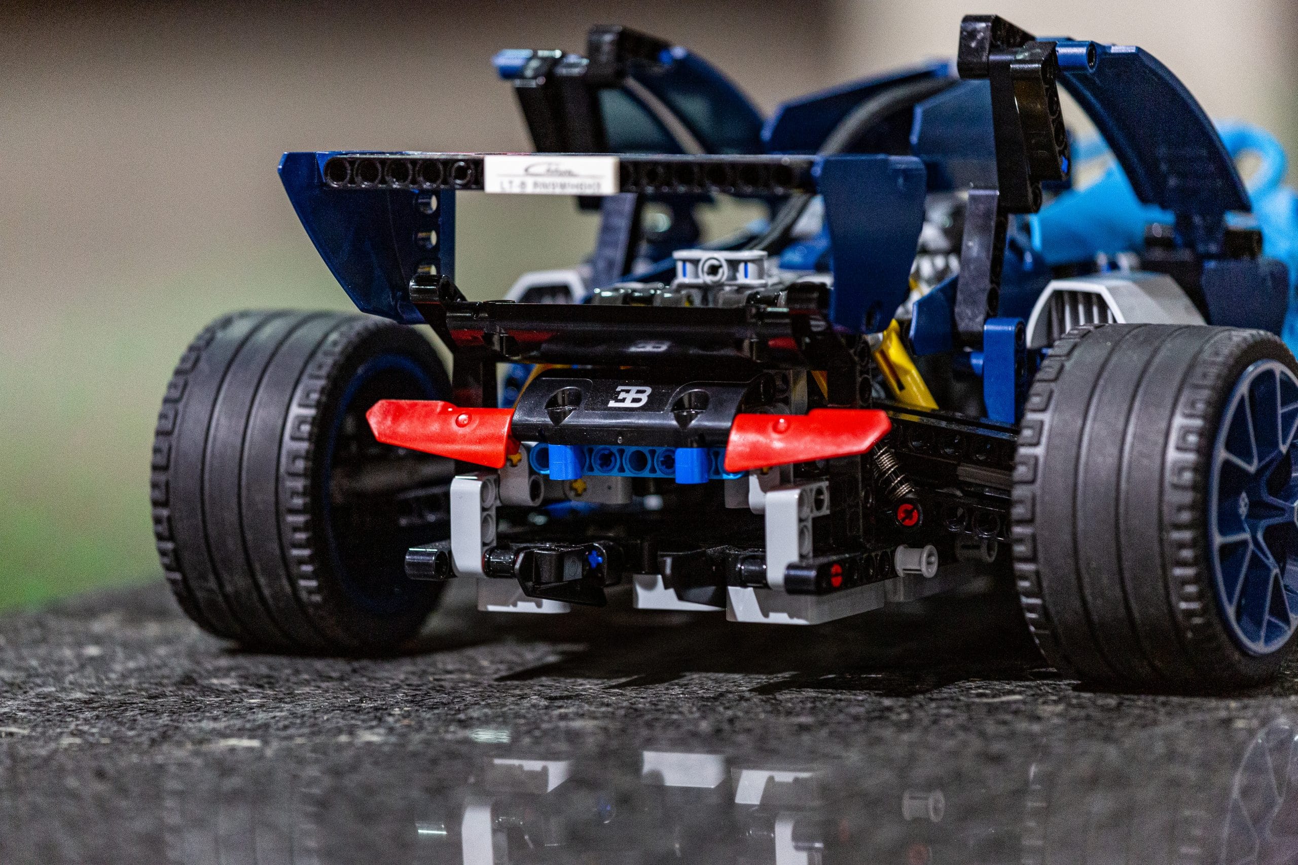 lego 42083 bricklink