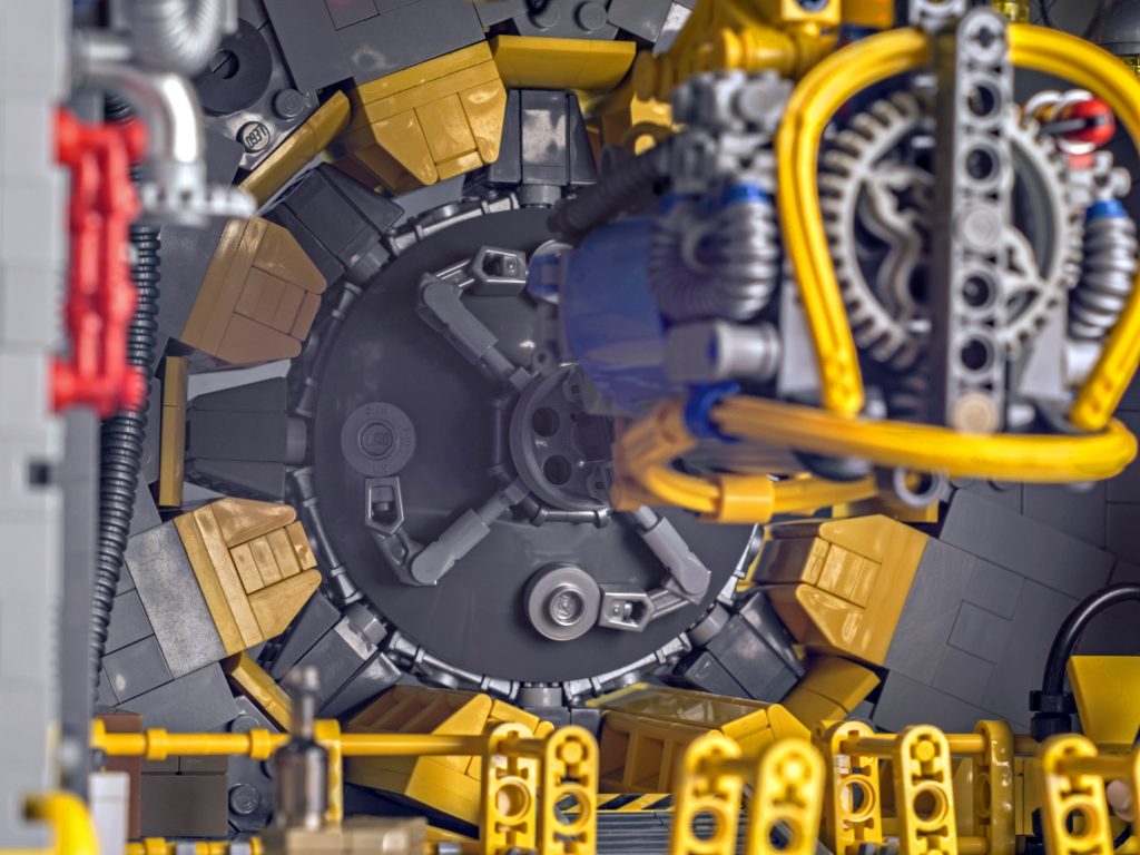 Working LEGO Fallout Vault