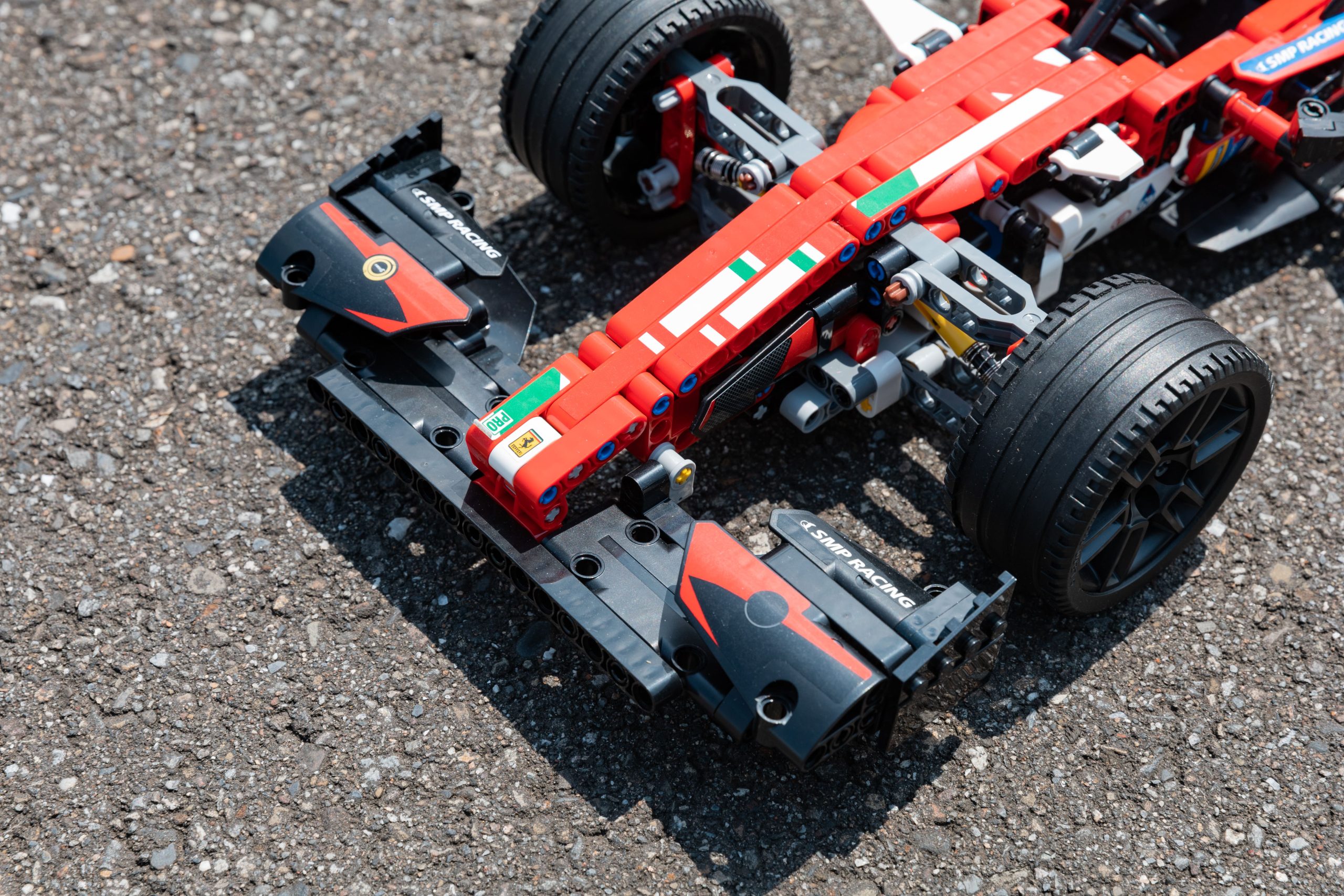 2021 F1 - LEGO Technic 42125 Ferrari 488 GTE Alternative build